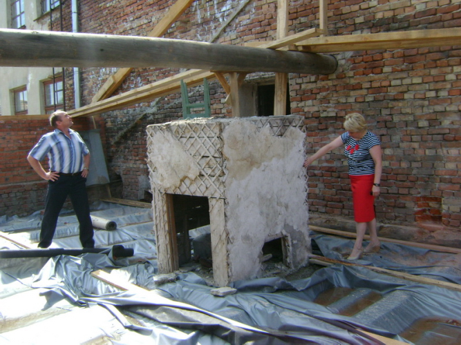 Лето в зените: в образовательных учреждениях города Шумерля полным ходом идут ремонтные работы